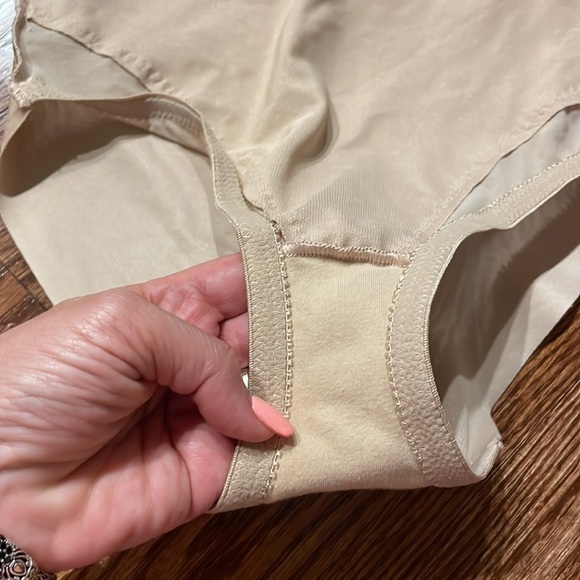 Miraclesuit Extra Firm Control sexy sheer waistline brief style 2788 nude Med - Picture 7 of 11
